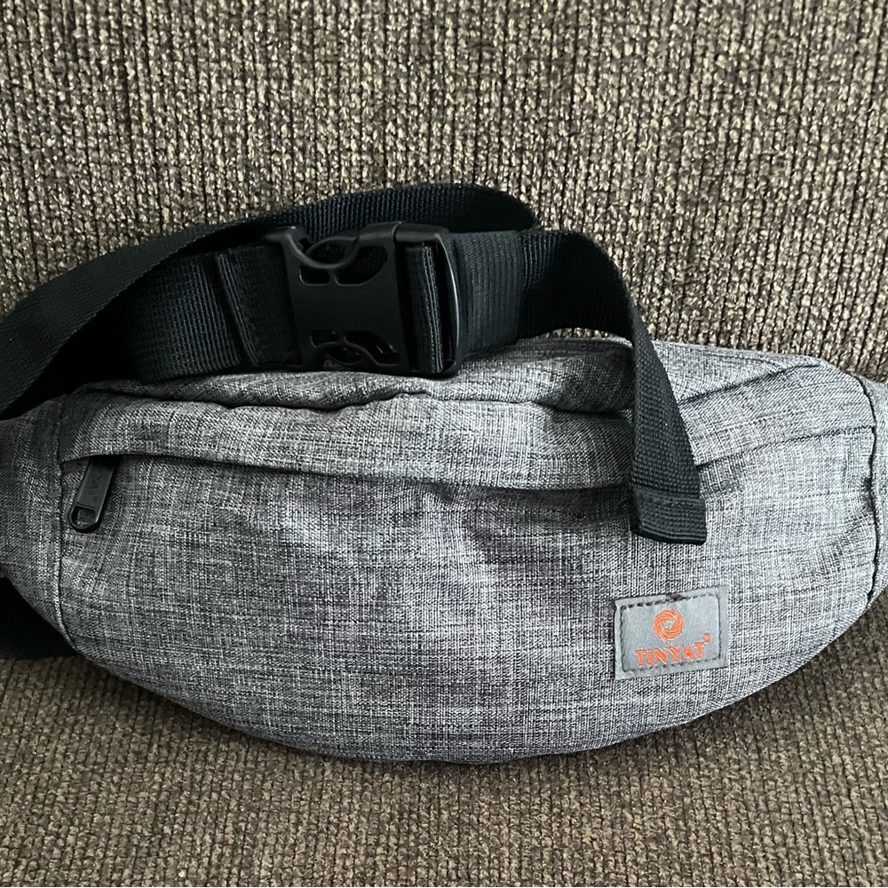 TINYAT Fanny Pack Travel Waist Bag Multi Pocket Lightweight Grey/Orange